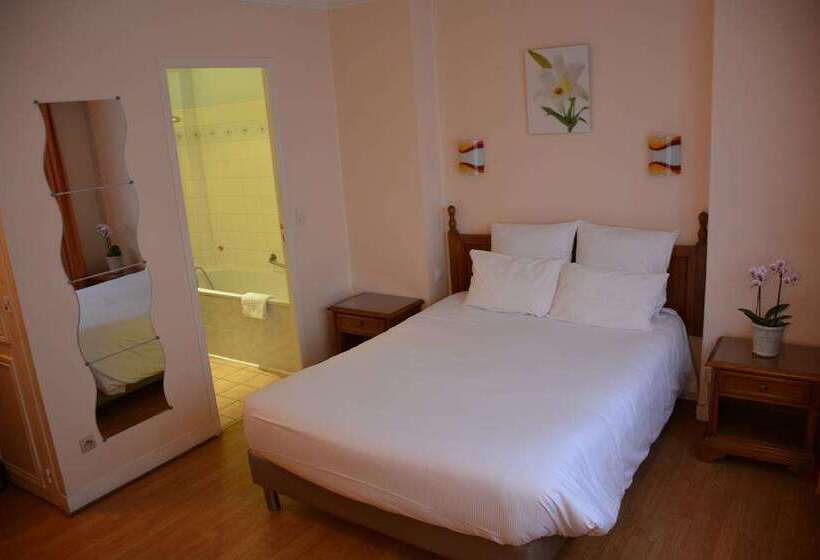 ホテル Logis Le Clos Deauville Saint Gatien