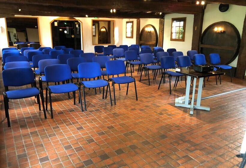 ホテル Logis Le Clos Deauville Saint Gatien