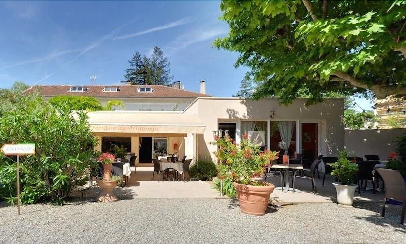 Отель Logis Le Printemps Hôtel Restaurant   Montélimar