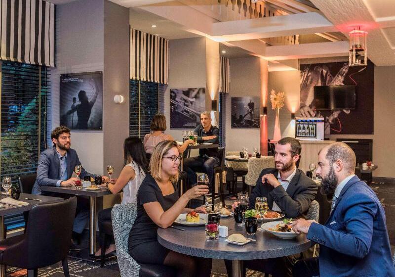 ホテル Mercure Parisvelizy