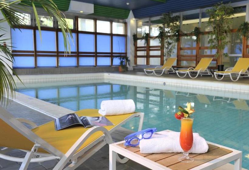 Отель Mercure Strasbourg Palais Des Congres