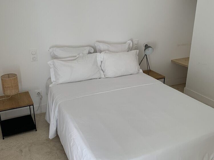 בית מלון כפרי Moulin De La Roque