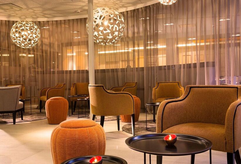 هتل Oceania Le Jura Dijon