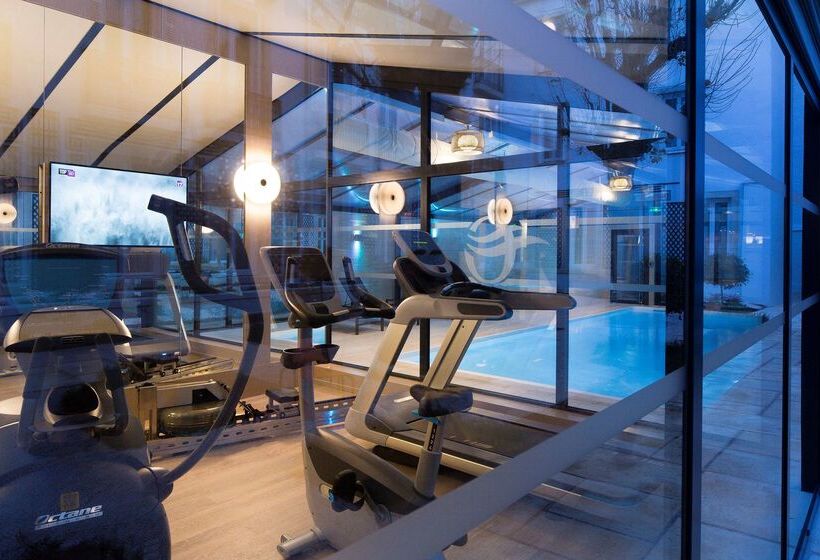 هتل Oceania Le Jura Dijon