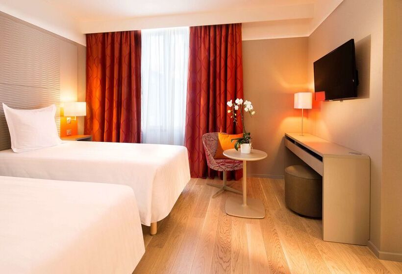 هتل Oceania Le Jura Dijon