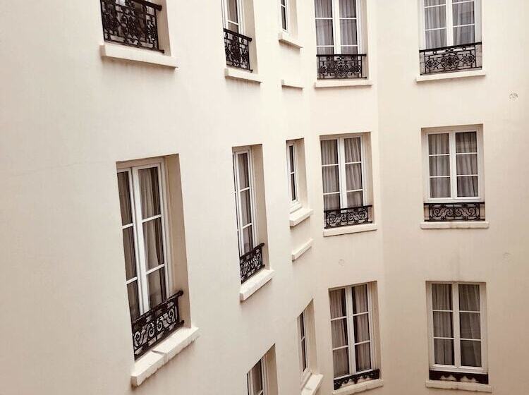 ホテル Pas De Calais