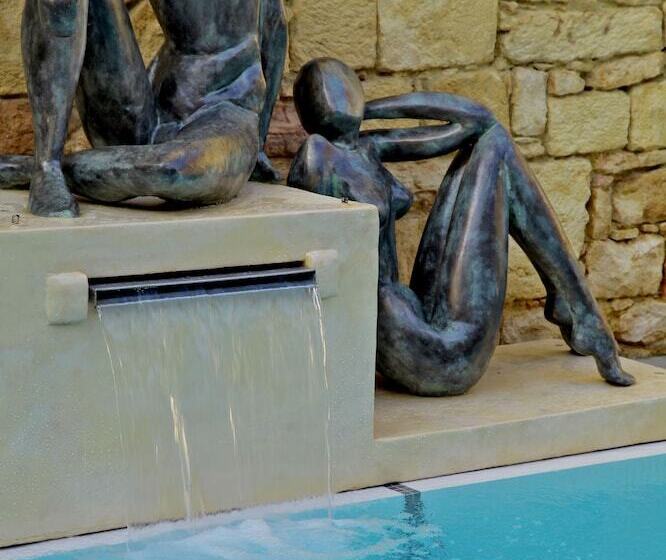 هتل Plaza Madeleine & Spa