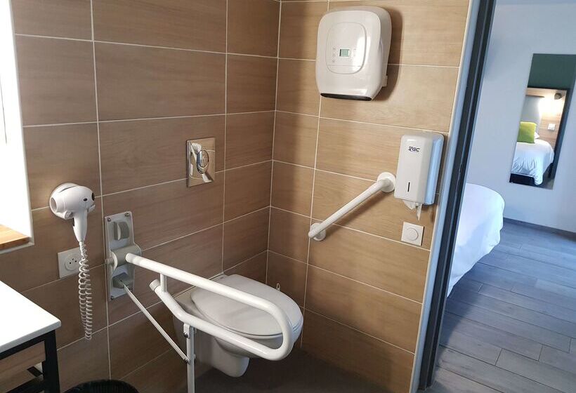 Отель Campanile Saumur