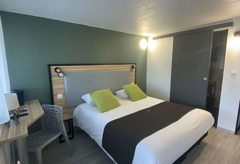 Отель Campanile Saumur