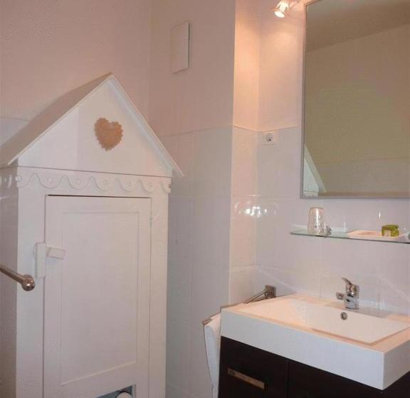 Отель Restaurant La Bergerie