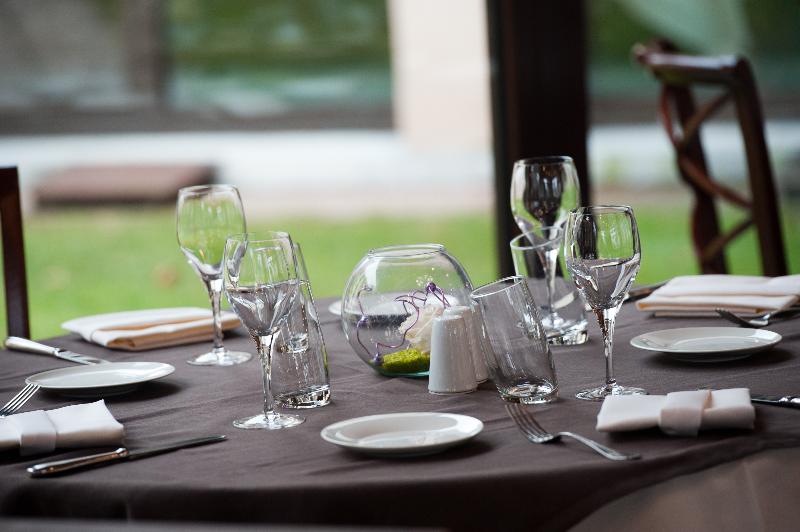 Отель Les Vallées Labellemontagne