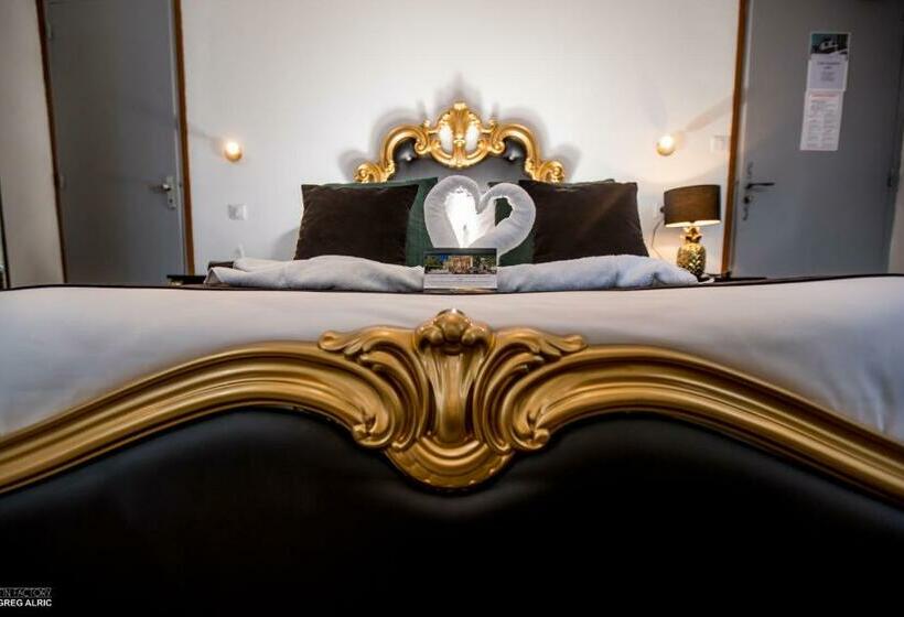 Отель Saint Sauveur