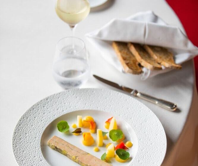 فندق & Spa De La Bretesche