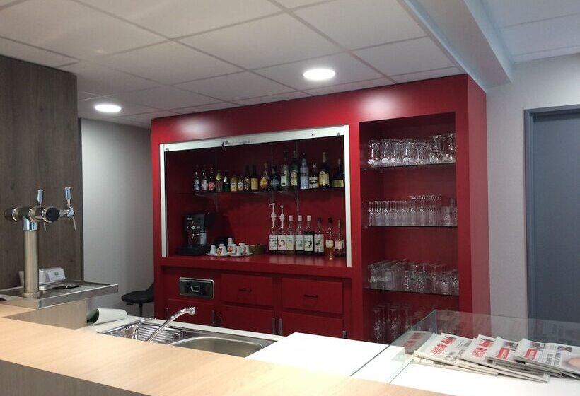 호텔 The Originals City, Ara Hôtel