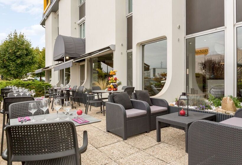 בית מלון כפרי The Originals City, Hôtel Armony, Dijon Sud