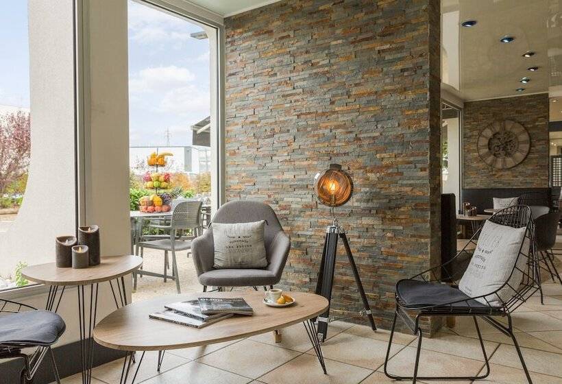 בית מלון כפרי The Originals City, Hôtel Armony, Dijon Sud