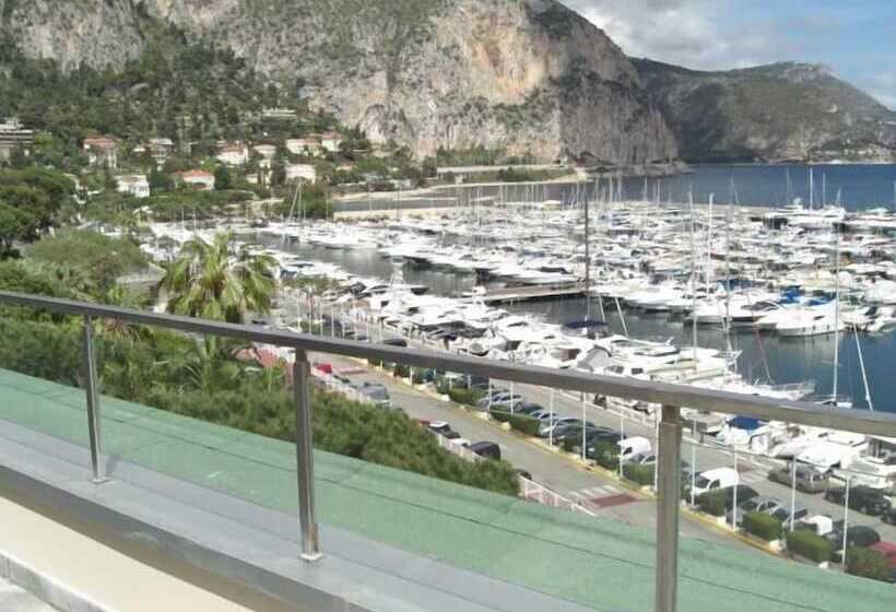 ホテル The Originals City, Hôtel Frisia, Beaulieusurmer