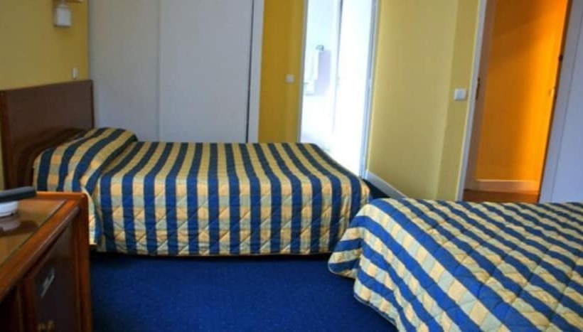 ホテル The Originals City, Hôtel Frisia, Beaulieusurmer