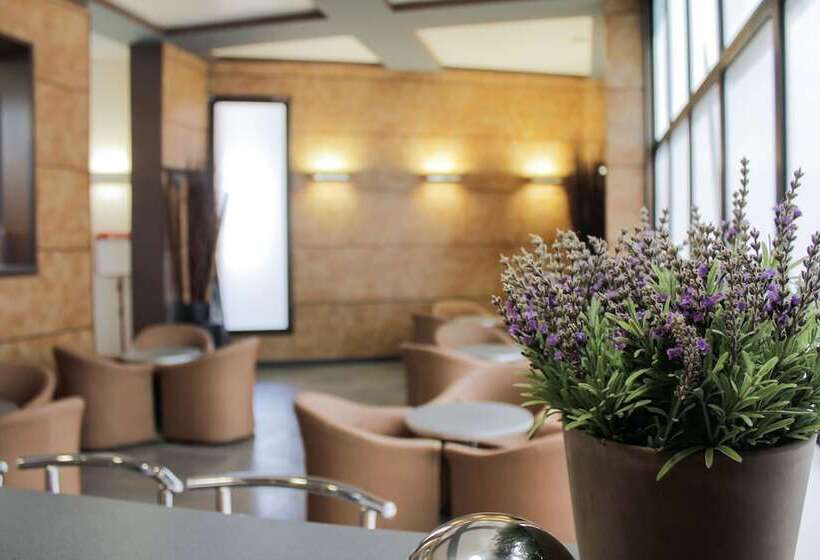 Greet Hotel Marseille Parc Chanot Vélodrome