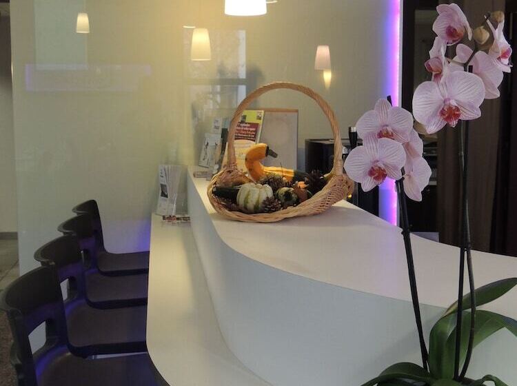 The Originals City, Hotel Novella Confort, Nantes Est