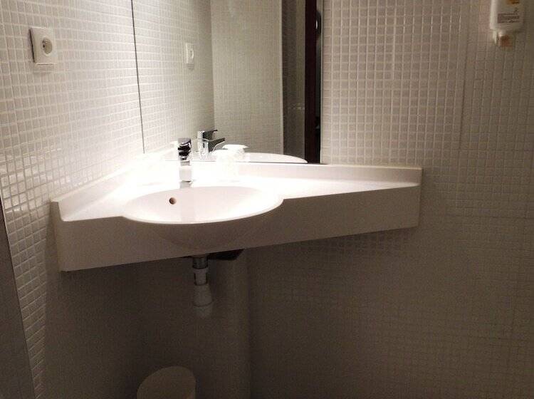 The Originals City, Hotel Novella Confort, Nantes Est