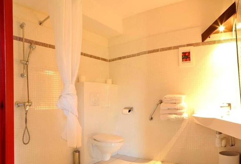 The Originals City, Hotel Novella Confort, Nantes Est