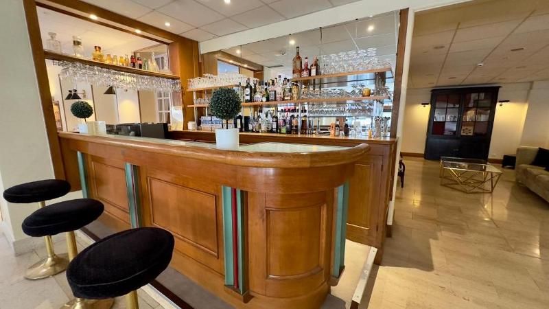 Отель Grand Hôtel De L Espérance