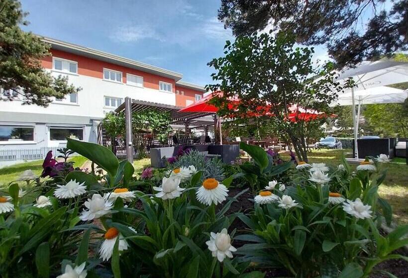 Logis Hotel Eden Lac