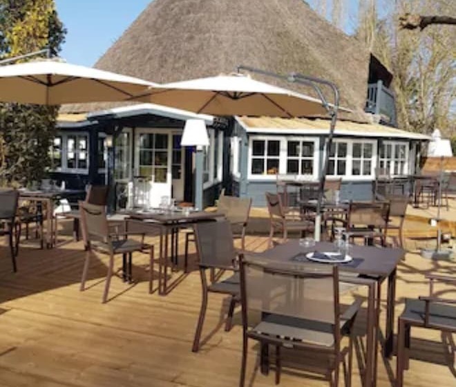 מוטל La Chaumière Du Bois