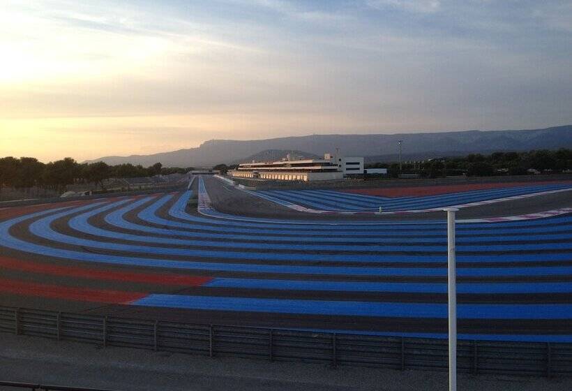 ホテル Ibis Toulon La Seyne Sur Mer