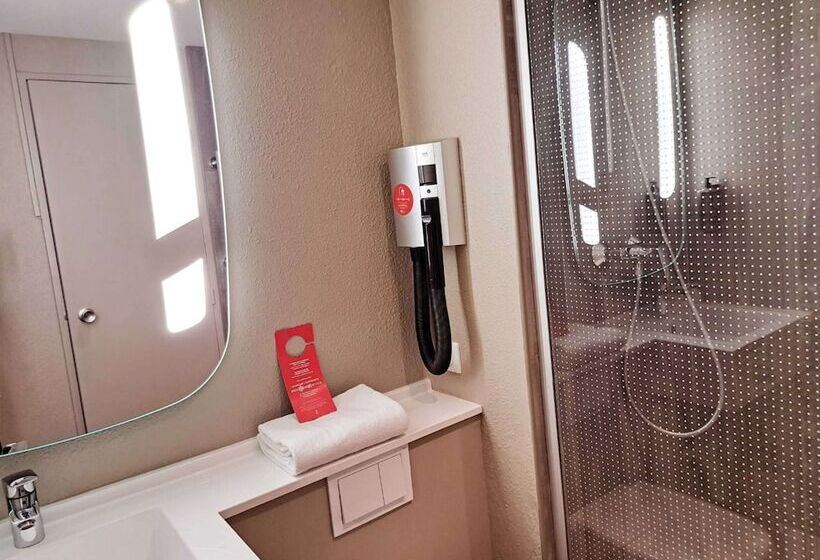 ホテル Ibis Toulon La Seyne Sur Mer