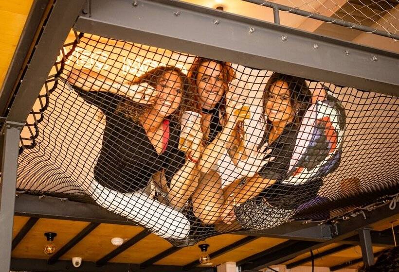 Villa Saint Exupery Beach Hostel