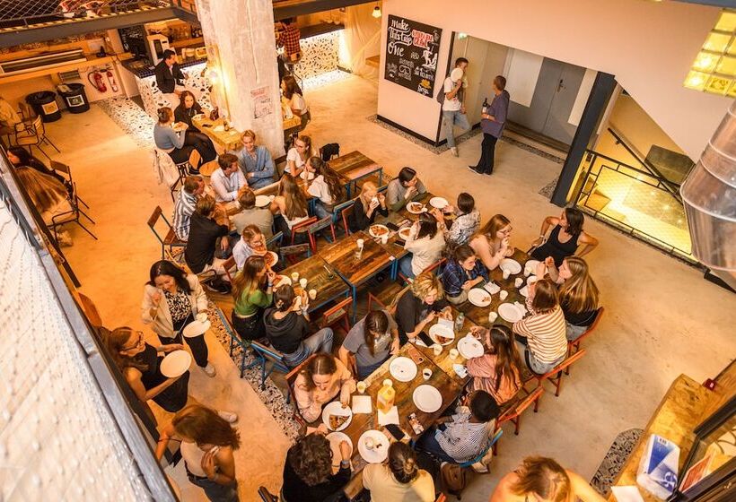 Villa Saint Exupery Beach Hostel