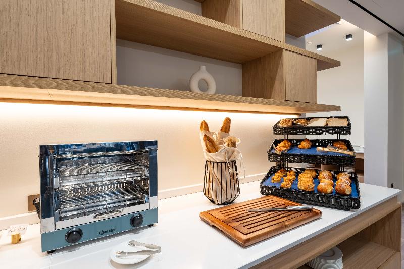 Astra Opera   Astotel