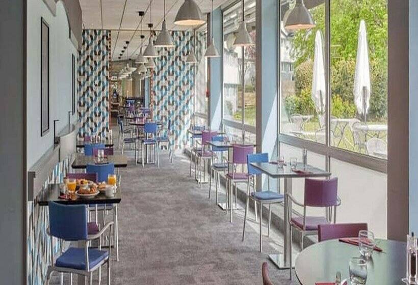 B&B HOTEL Cergy Port