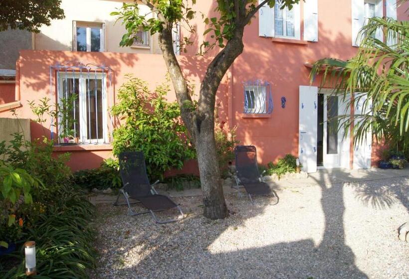 ベッドアンドブレックファースト L'Orangeraie