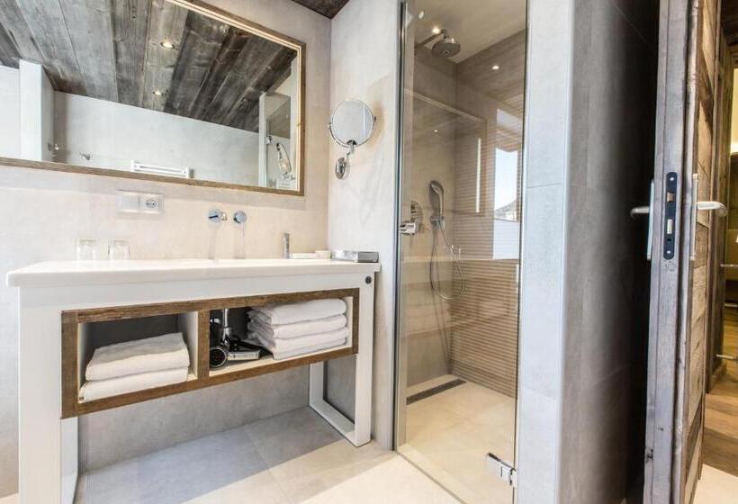 Chalet Hotel Crychar