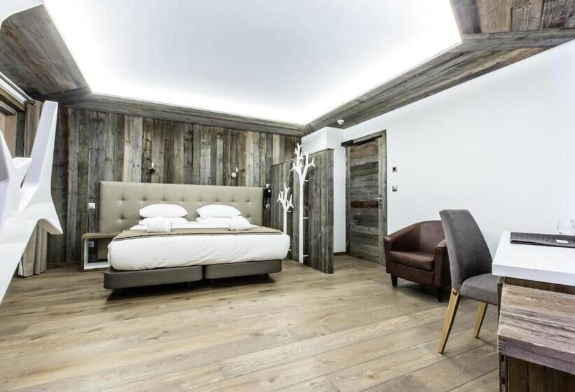 Chalet Hotel Crychar