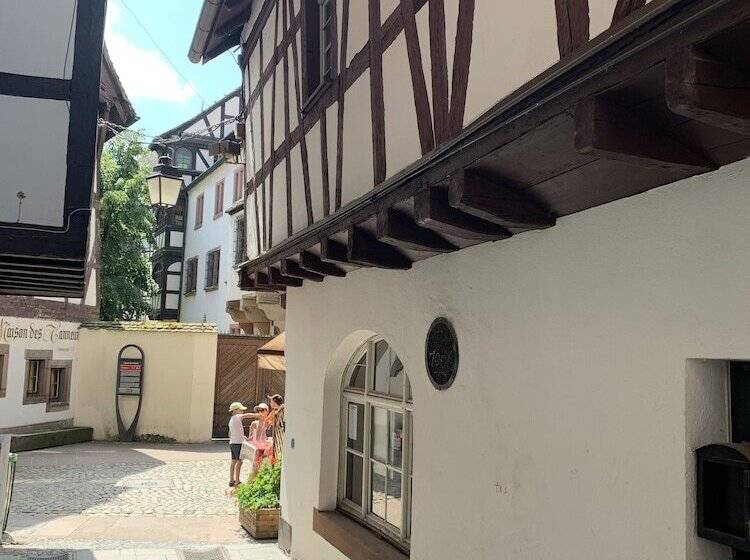 酒店 Clapclap Hôtel, Food & Bar