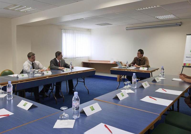 ホテル All Seasons Peronne Assevillers