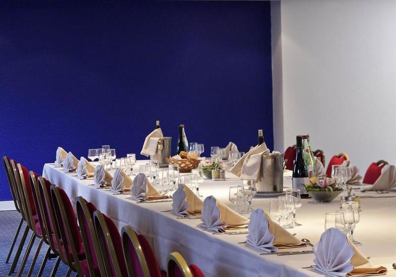 ホテル All Seasons Peronne Assevillers