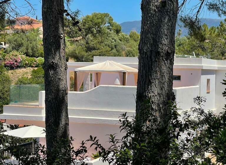 هتل A'mare Corsica - Seaside Small resort