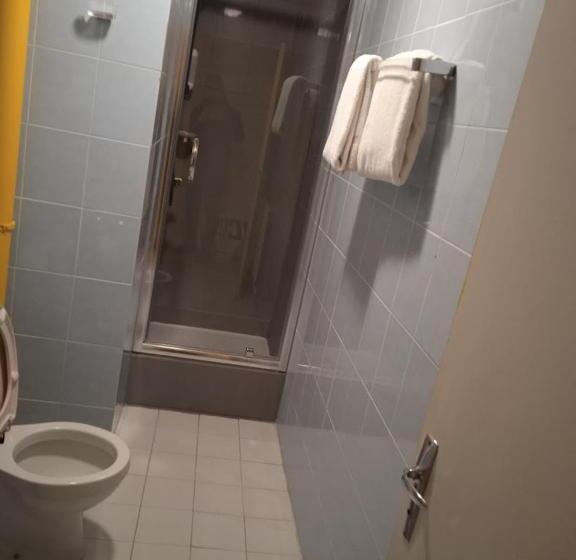 ホテル Auberge Du Pont Canal