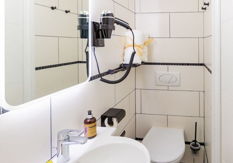 Berti Hotel   Mulhouse Centre Gare