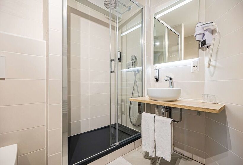 בית מלון כפרי Best Western Le Moulin De Ducey