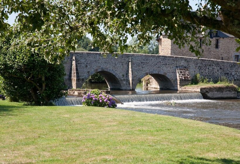 בית מלון כפרי Best Western Le Moulin De Ducey