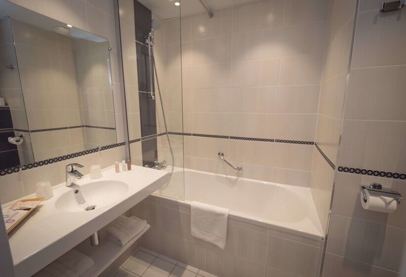 ホテル Best Western Plus Le Roof Vannes Bord De Mer