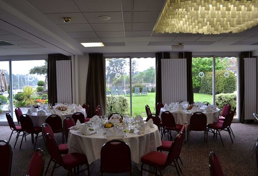 ホテル Best Western Plus Le Roof Vannes Bord De Mer