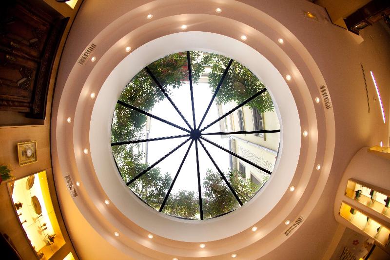 Отель Best Western Plus Monopole Metropole