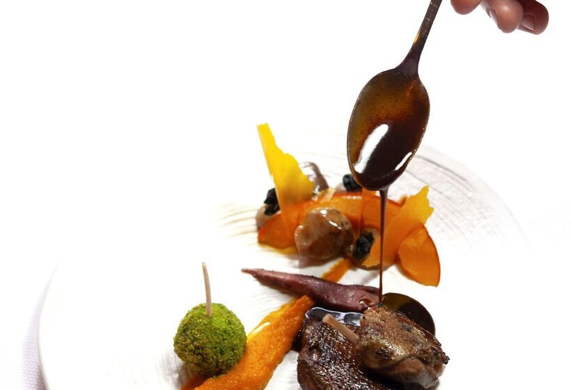 호텔 & Spa Le Grand Monarque, Bw Premier Collection